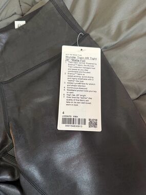 Lululemon Wunder Train HR Tight 28" Matte Foil Leggings - Black Size 4